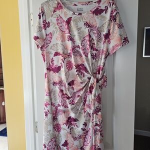 Croft & Barrow Pink and Purple Leaf Print Midi Dress